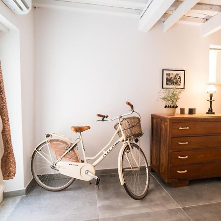 Saliscendi Appartement Pietrasanta Buitenkant foto