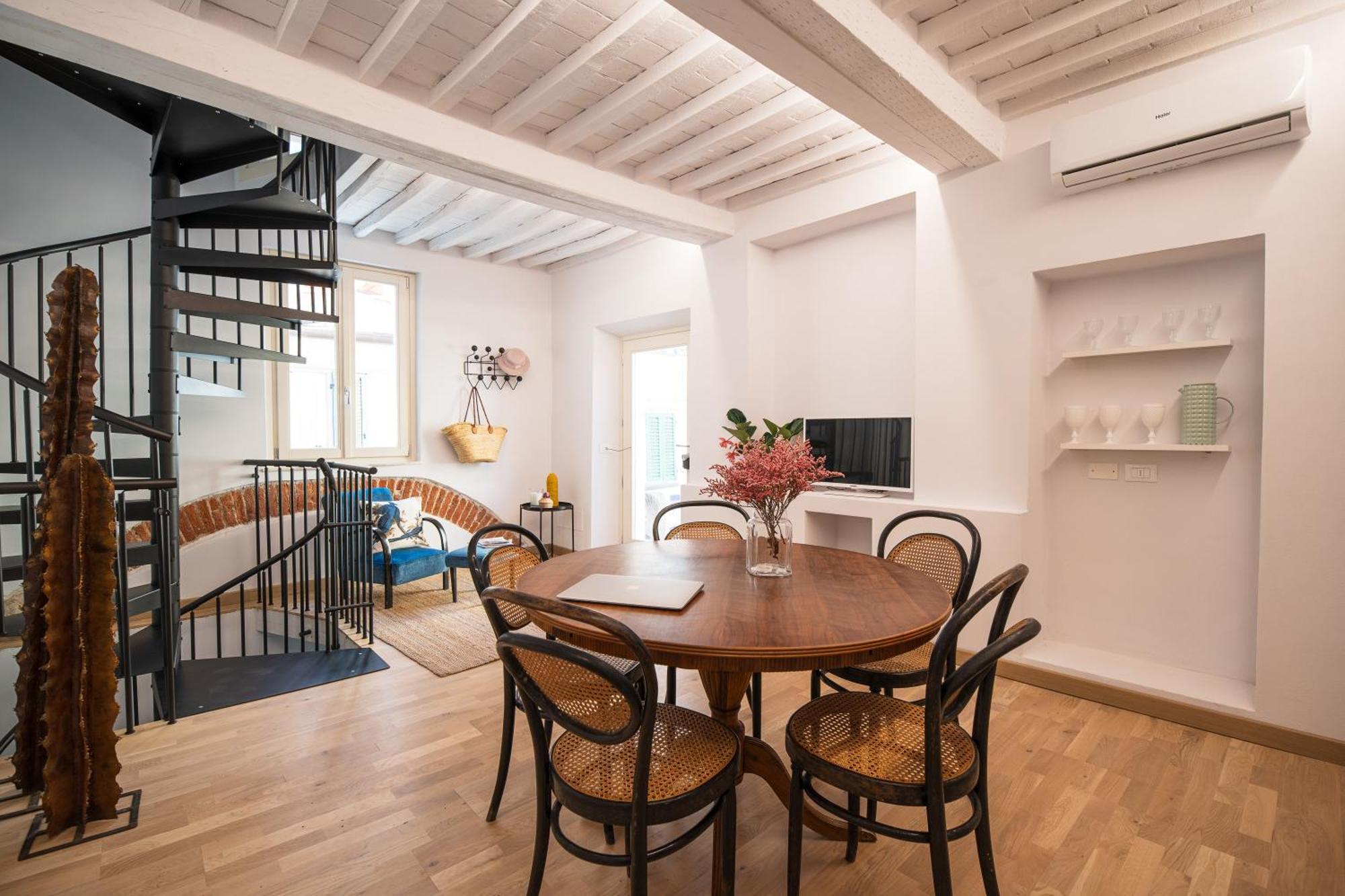 Saliscendi Appartement Pietrasanta Buitenkant foto